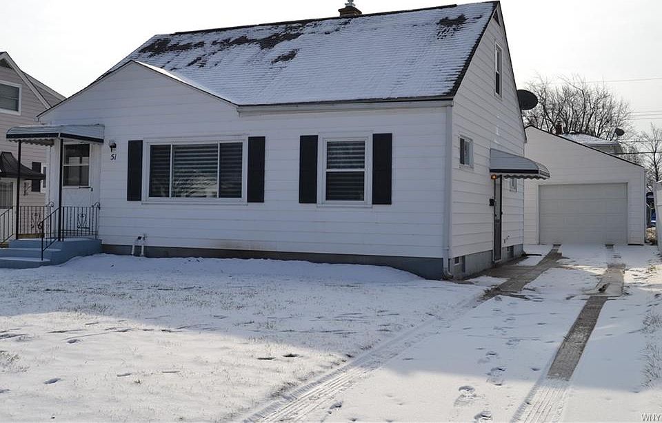 1st image of 51 Colonial Dr