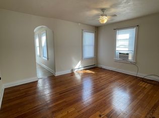 739 Broadway #2F, Hanover, PA 17331