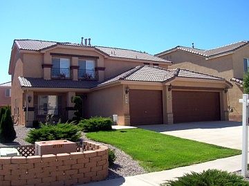 http://www.propertyboss.net/CustomerImages/AMMRE_1205/media/Properties/9636%20Sundoro%20Place/zsmall