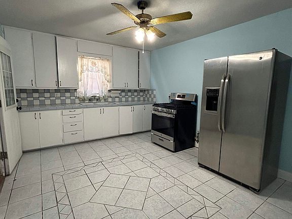 3rd image of 110 N 3rd St