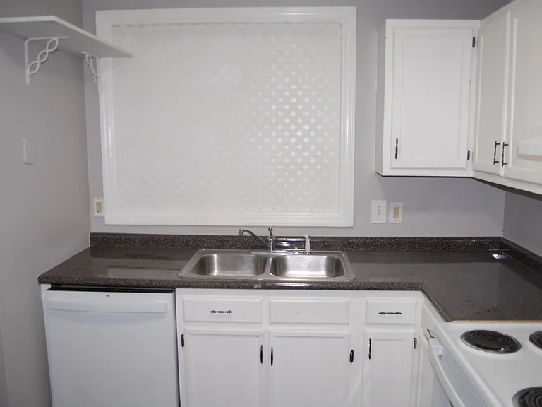 3999 Wild Cherry Ct — Photo 5
