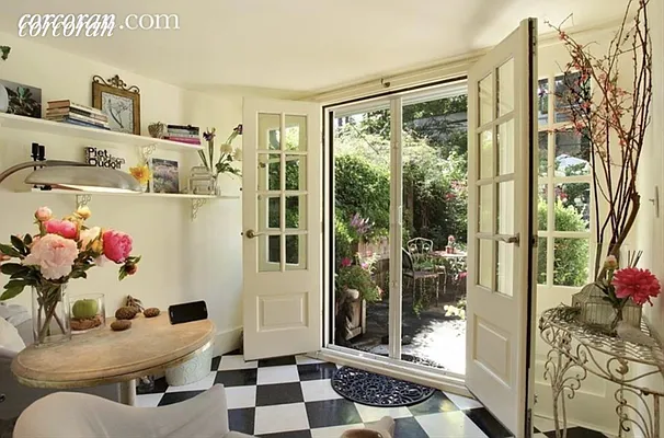 Rented by Corcoran | media 7