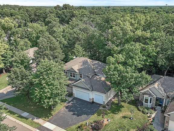 2nd image of 10426 Hidden Oaks Ln N