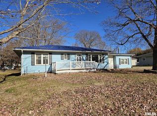 313 E 3rd St, Wilton, IA 52778