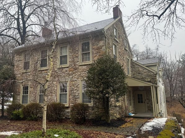 3686 Lower Saucon Rd