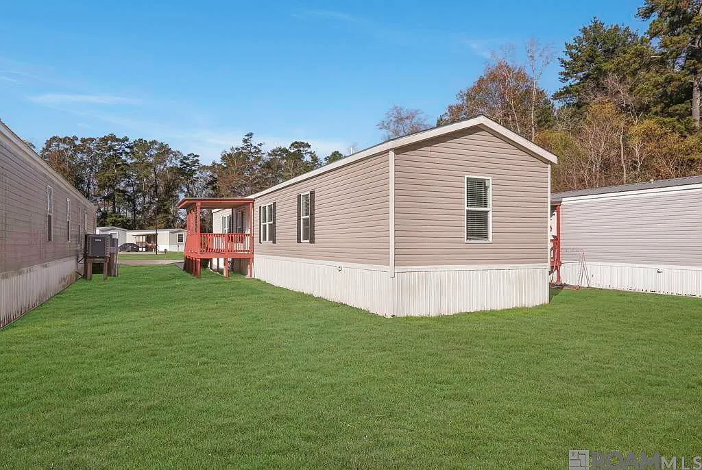 3 bed, 1280 sqft, $1,250 — Photo 4