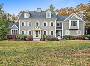 207 Hillcrest Rd, Marshfield, MA 02050