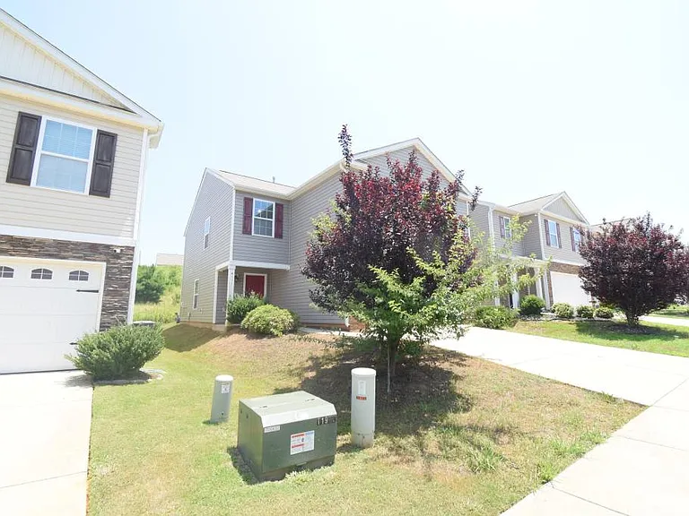 4199 Long Arrow Dr — Photo 2