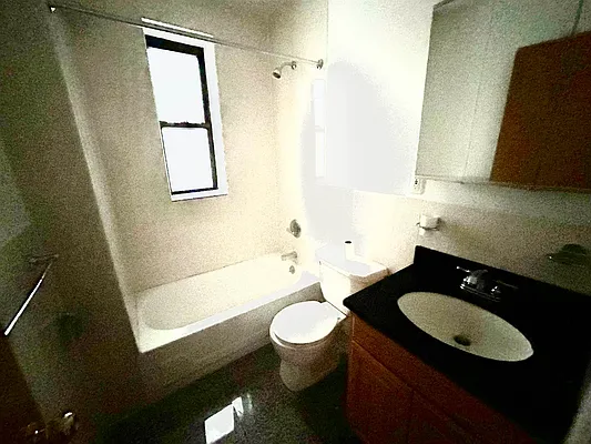 Rented by Taichi Fudosan | media 8