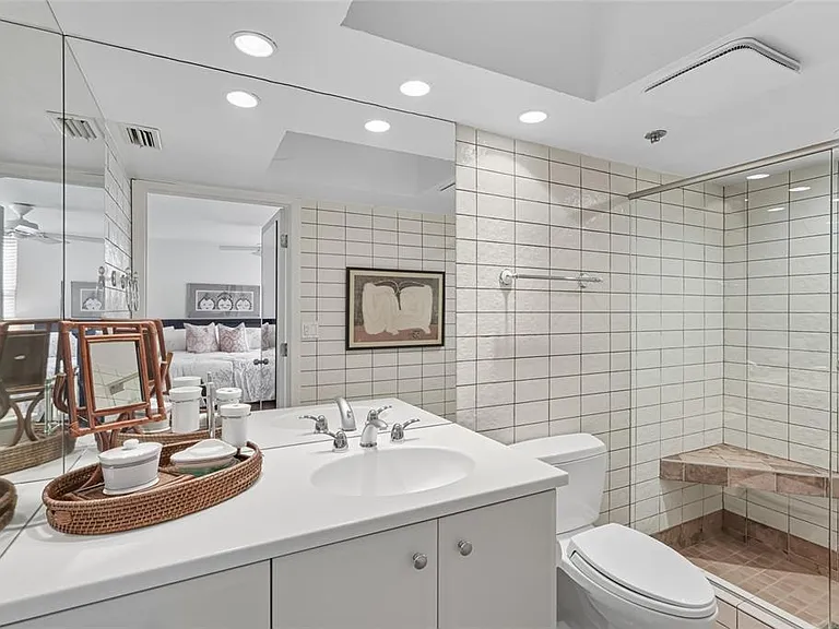 97 Sunset Dr #501 — Photo 35