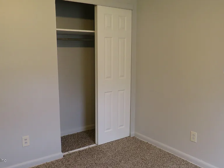 7508 Dalehurst Dr S — Photo 13