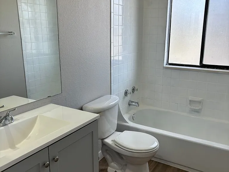 141 S Zang Way #C — Photo 7