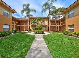 4871 Via Palm Lakes #703, West Palm Beach, FL 33417