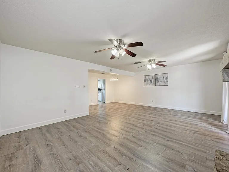 7917 Parliament Pl — Photo 10