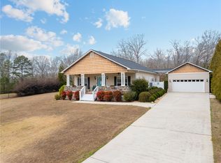 1322A Shadow Ln, Anderson, SC 29625