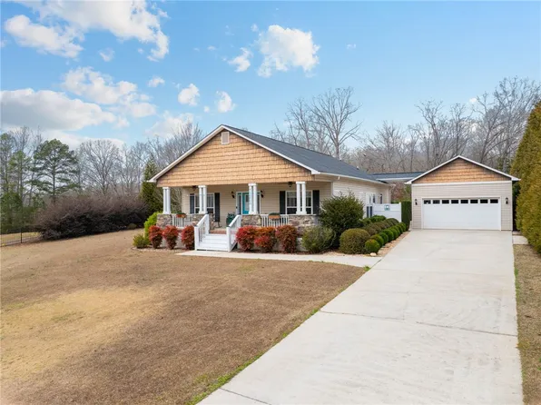 1322A Shadow Ln, Anderson, SC 29625