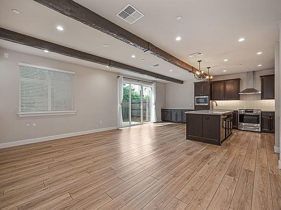 5th image of 8937 Fair Oaks Blvd