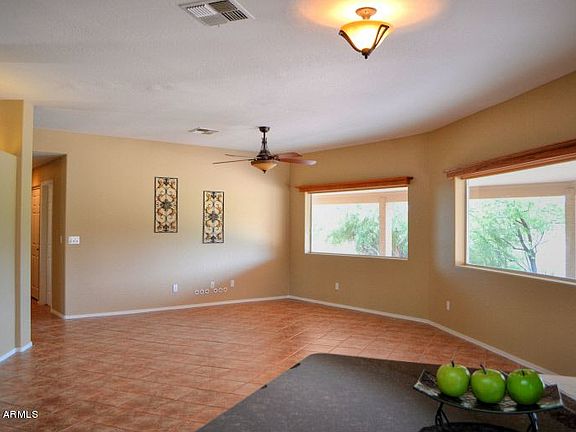 Living/Dining Area