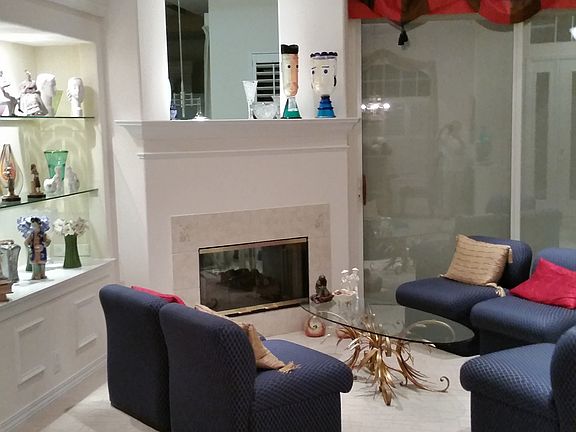 Living RM Fireplace 2 sided