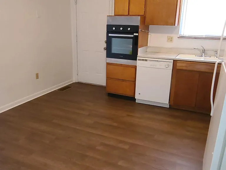 3104 Ackerman Blvd — Photo 5