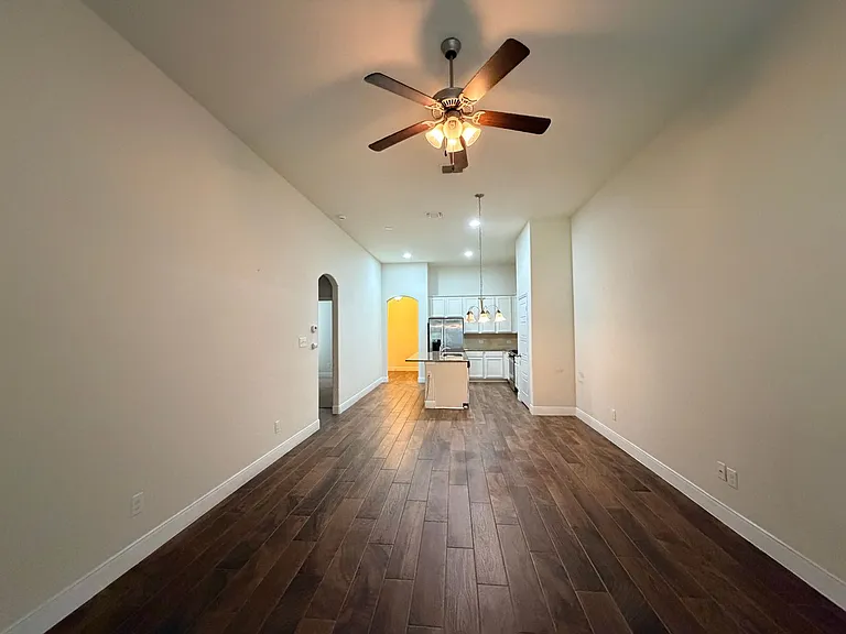 1231 Old FM 306 — Photo 3