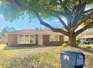 747 Pine Leaf St, Wetumpka, AL 36092
