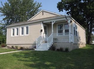 2 Huber Blvd, New Chicago, IN 46342