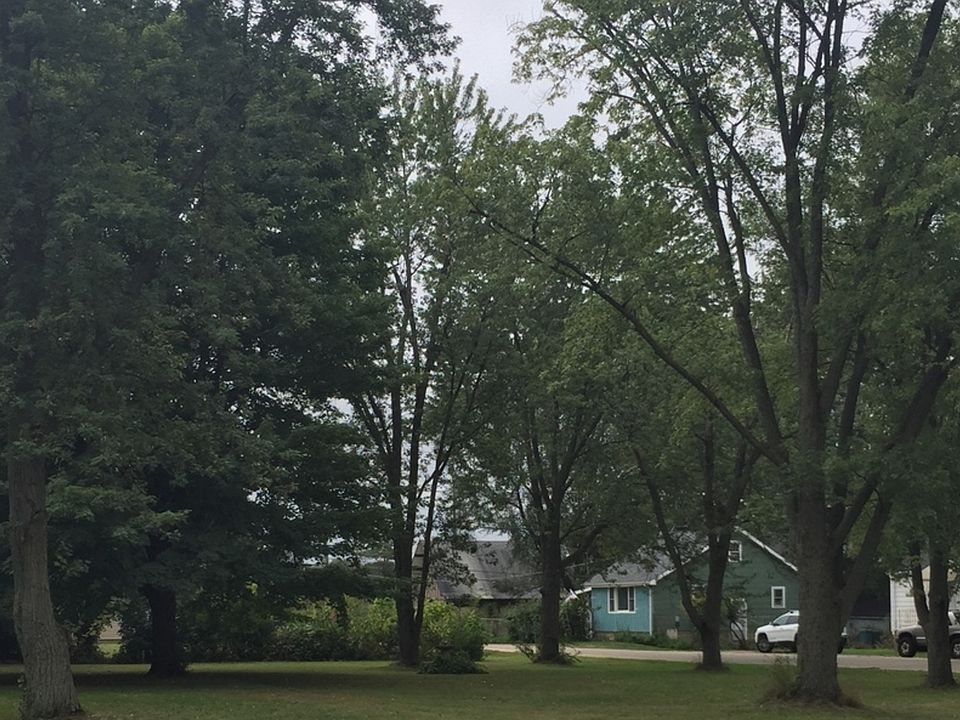 2nd image of 300 Cameron Ave