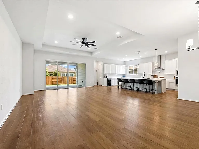 8204 Orizzonte St — Photo 15