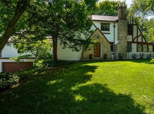 426 Shafor Blvd, Oakwood, OH 45419