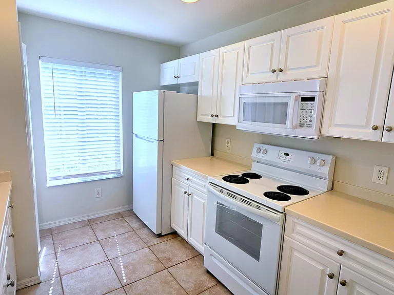 9400 Ivy Brook Run #109 — Photo 10