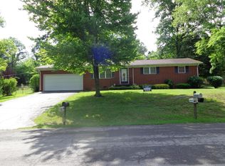 2908 Pearson Ave, Maryville, TN 37804