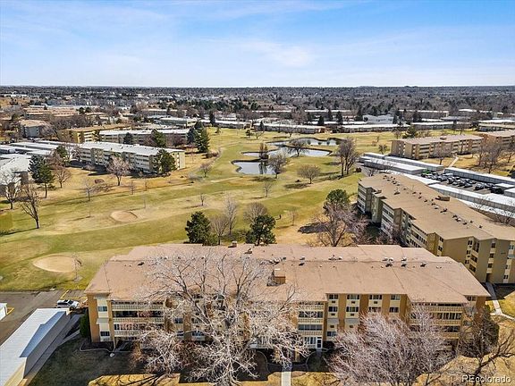 2nd image of 620 S Alton Way #2D