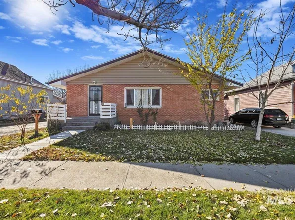 209 8th Ave N, Buhl, ID 83316