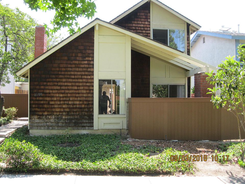 1st image of 10708 Escobar Dr