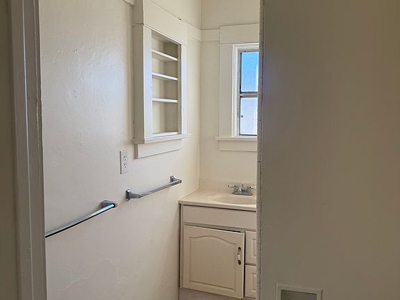4th image of 6312 Pierce Ave