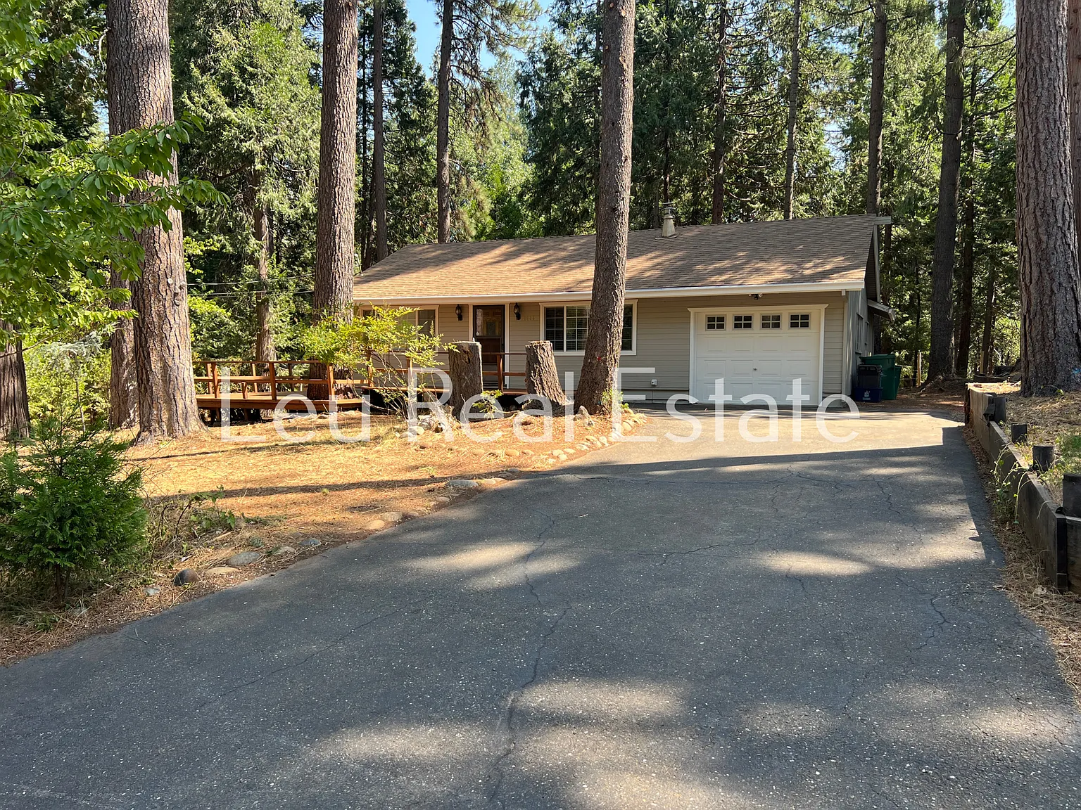 4844 Golden St photo 1