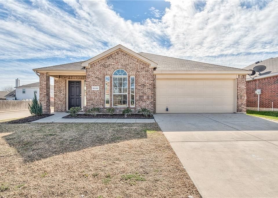 1st image of 6444 Stone Lake Dr