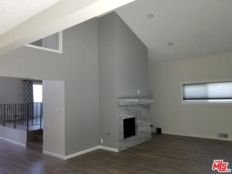 5652 Glenford St — Photo 20