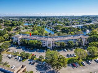 2101 Lucaya Bnd APT F1, Pompano Beach, FL 33066