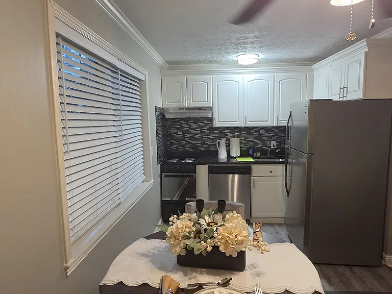 21 Delmont Dr NE #6 — Photo 6
