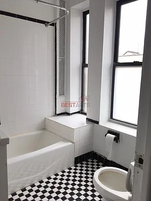 Rented by Best Apartments North Inc | media 33