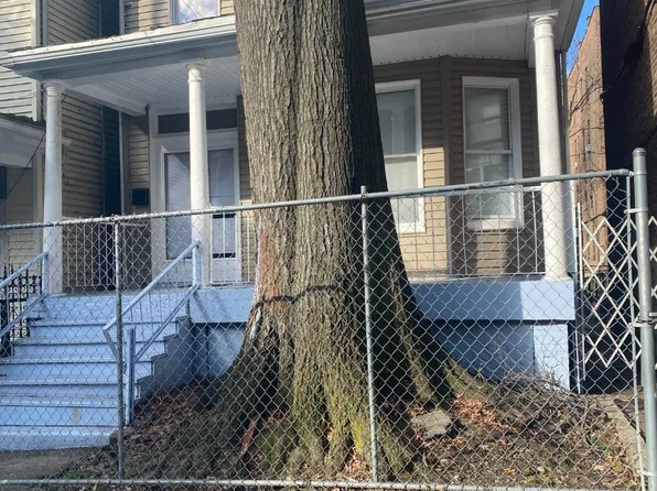 2703 Bainbridge Ave, Bronx, NY 10458
