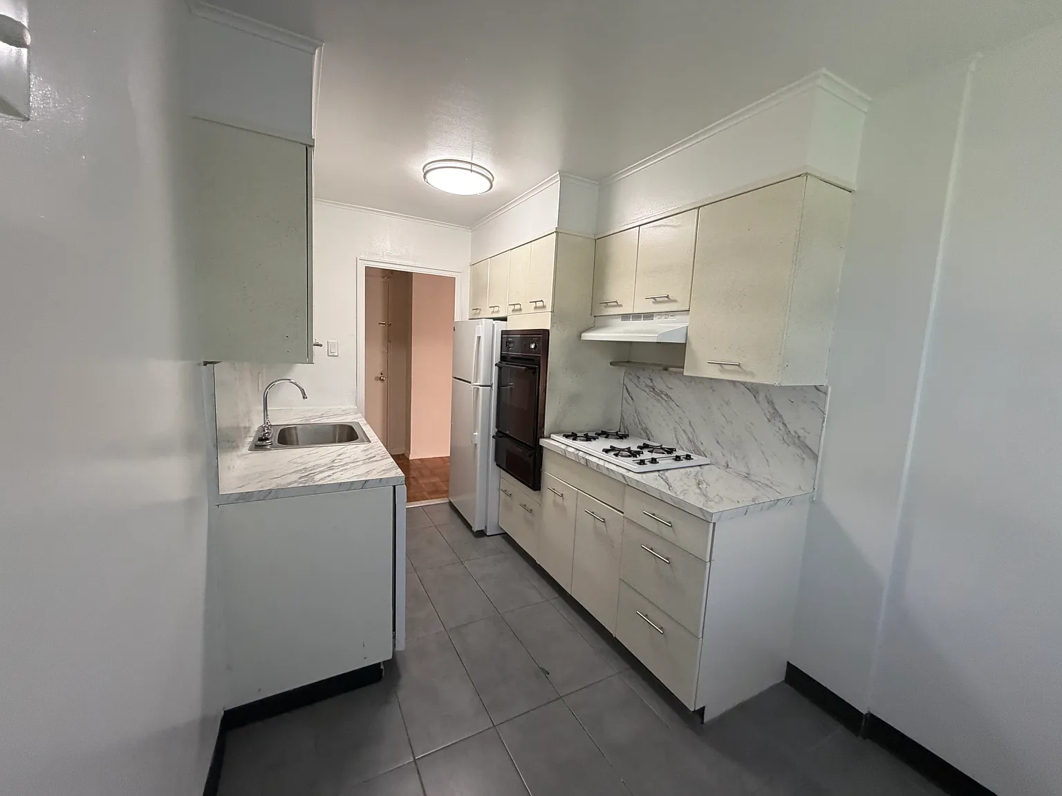 67-10 190th Ln — Photo 3