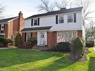 19024 Scottsdale Blvd, Shaker Heights, OH