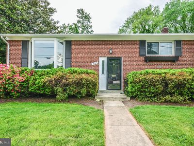 5104 Oakglen Dr, Rockville, MD, 20852