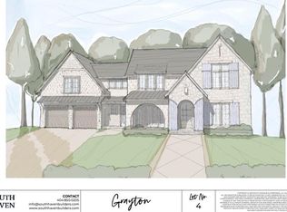 135 Grayton Ln, Roswell, GA 30075