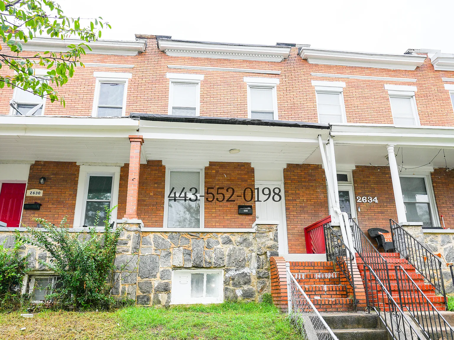2 bed, 1100 sqft, $1,900 — Photo 1
