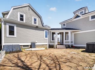 31 Sols Point Rd, Clinton, CT 06413