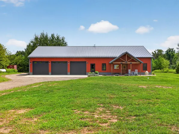 11155 Gates Rd, Cement City, MI 49233